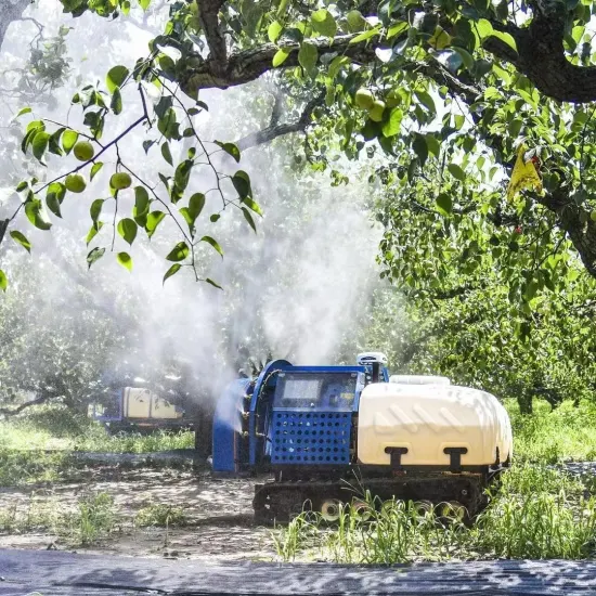 リモートコントロール無人ブドウ園噴霧器ロボット農業農業機器