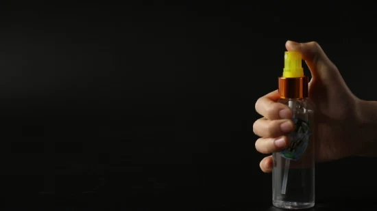 化粧品包装スプリング外部ファインミストプラスチックボトルアトマイザー香水スプレーミストポンプヘッドプラスチックディスペンサー噴霧器